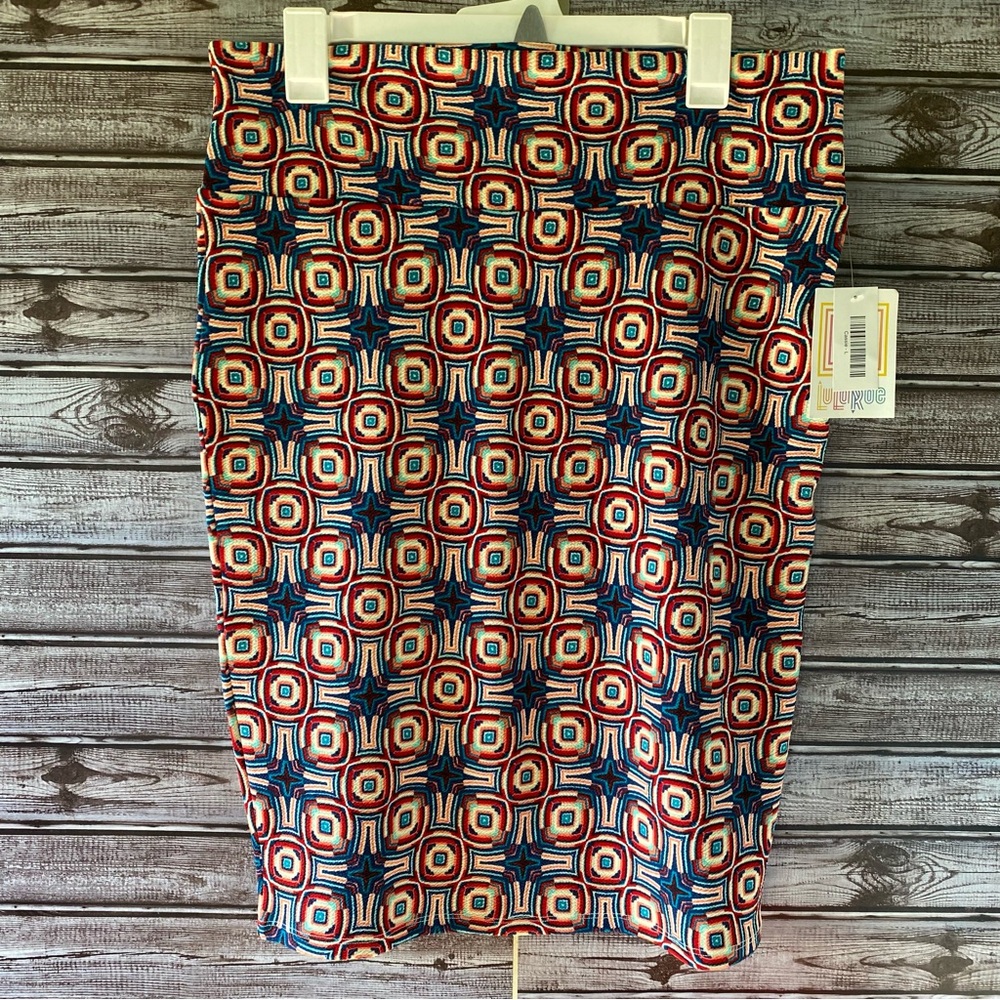 NWT LulaRoe Women's Cassie Skirt Size L